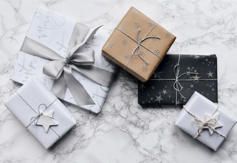 DÀNH MÓN QUÀ TRI ÂN CHO KHÁCH MỜI THAM DỰ TIỆC CƯỚI CỦA BẠN, TẠI SAO KHÔNG?