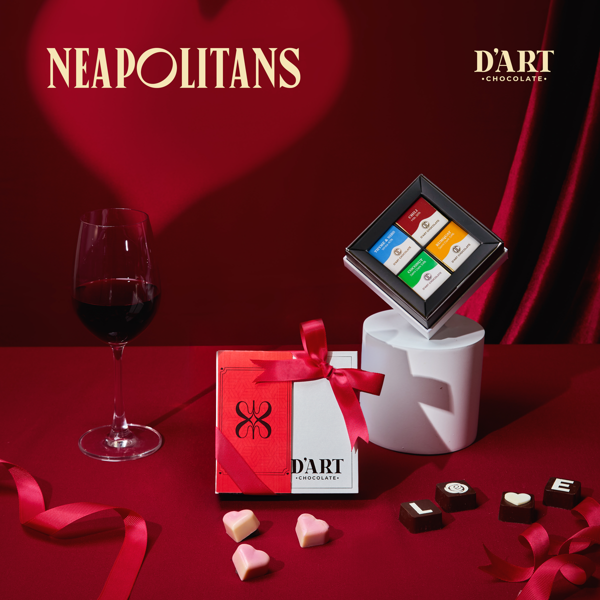 Love in Motion - Hộp Socola 16 Viên Neapolitans